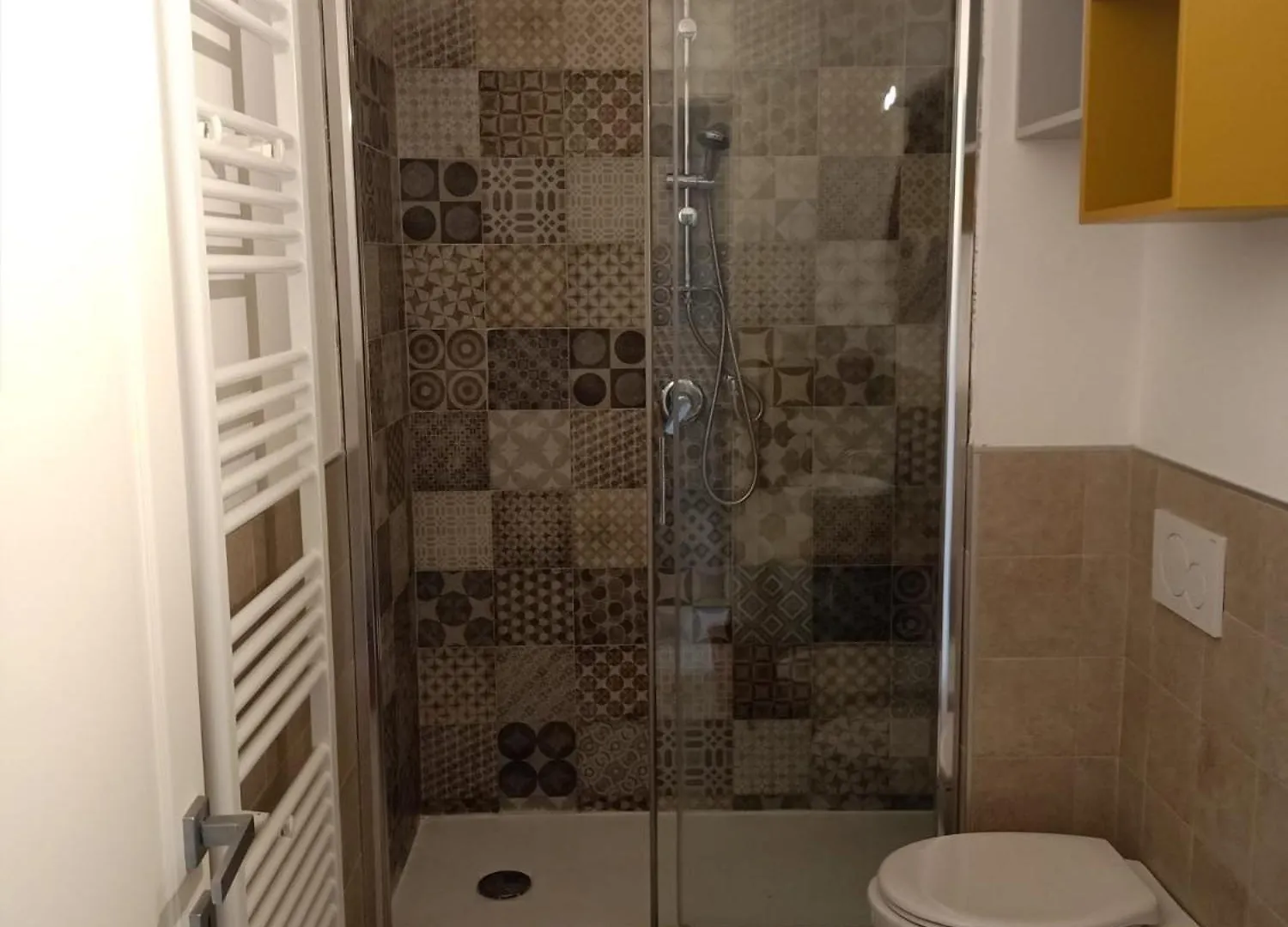 3 Gigli Florence Italy